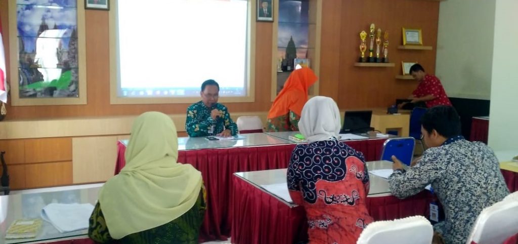 Tenaga Kesehatan Teladan